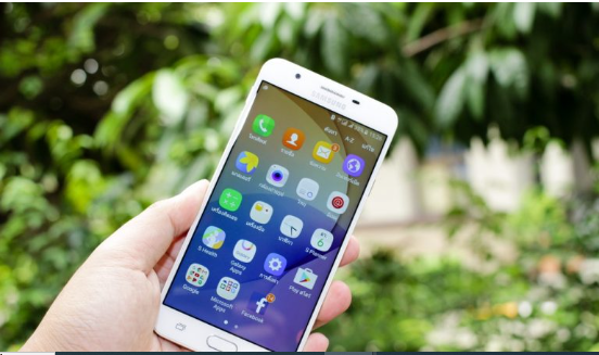 Onlinekhabar’s article “7 Nepali apps to make women’s lives better”